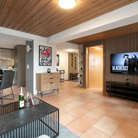 Spirit - Balkon Mit Seesicht - Parkplatz - Ac Apartamento